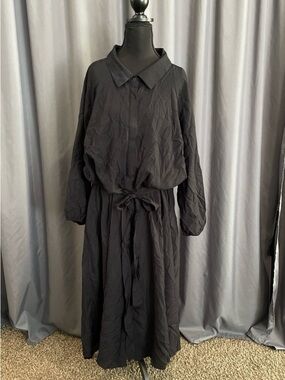 Torrid  button-down collared shirt, dress size 3X